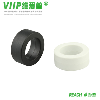 검은 자성 페라이트는 케이블 40.6X15X27.4mm 주위에 울립니다